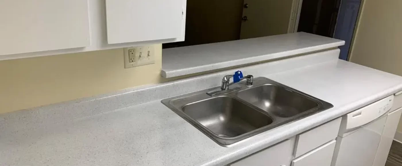 Reglazing Countertop - Golden Painting Service INC (1)