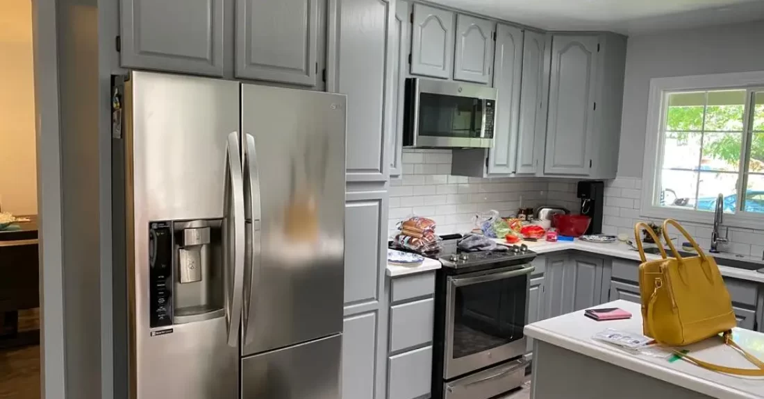 cabinet paint Golden Painting Service (5)